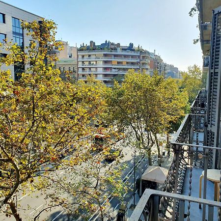 Apartamento Urgell Apartman Barcelona Kültér fotó