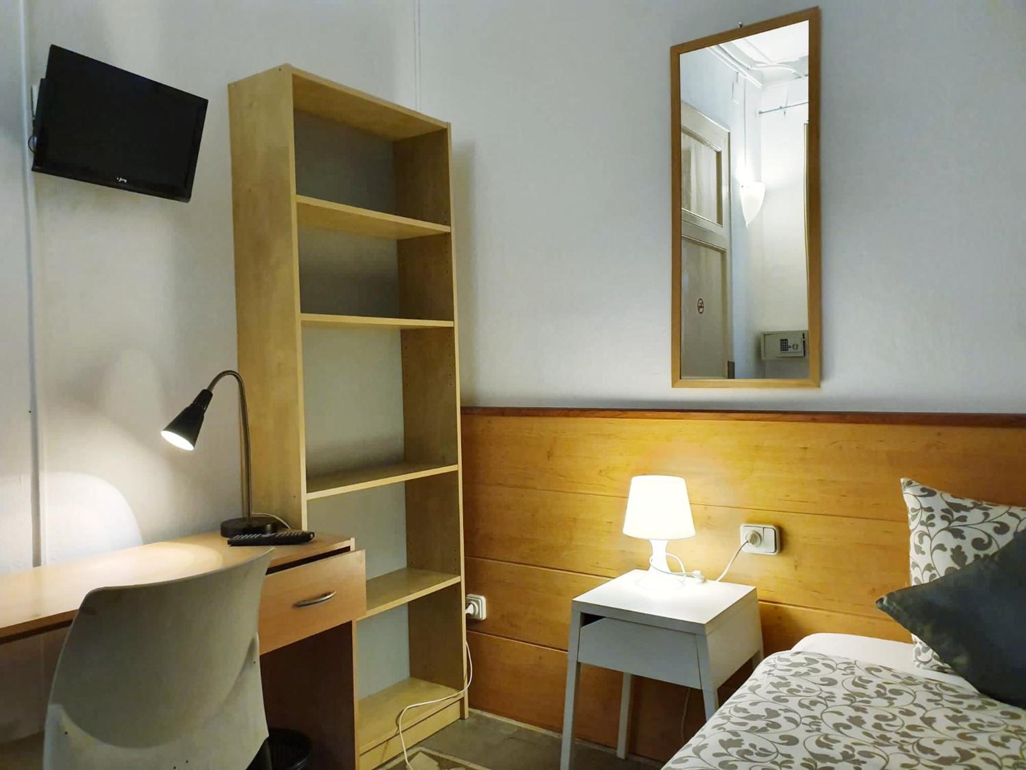 Apartamento Urgell Apartman Barcelona Kültér fotó